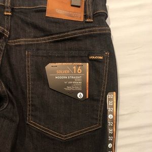 Men’s Volcom jeans